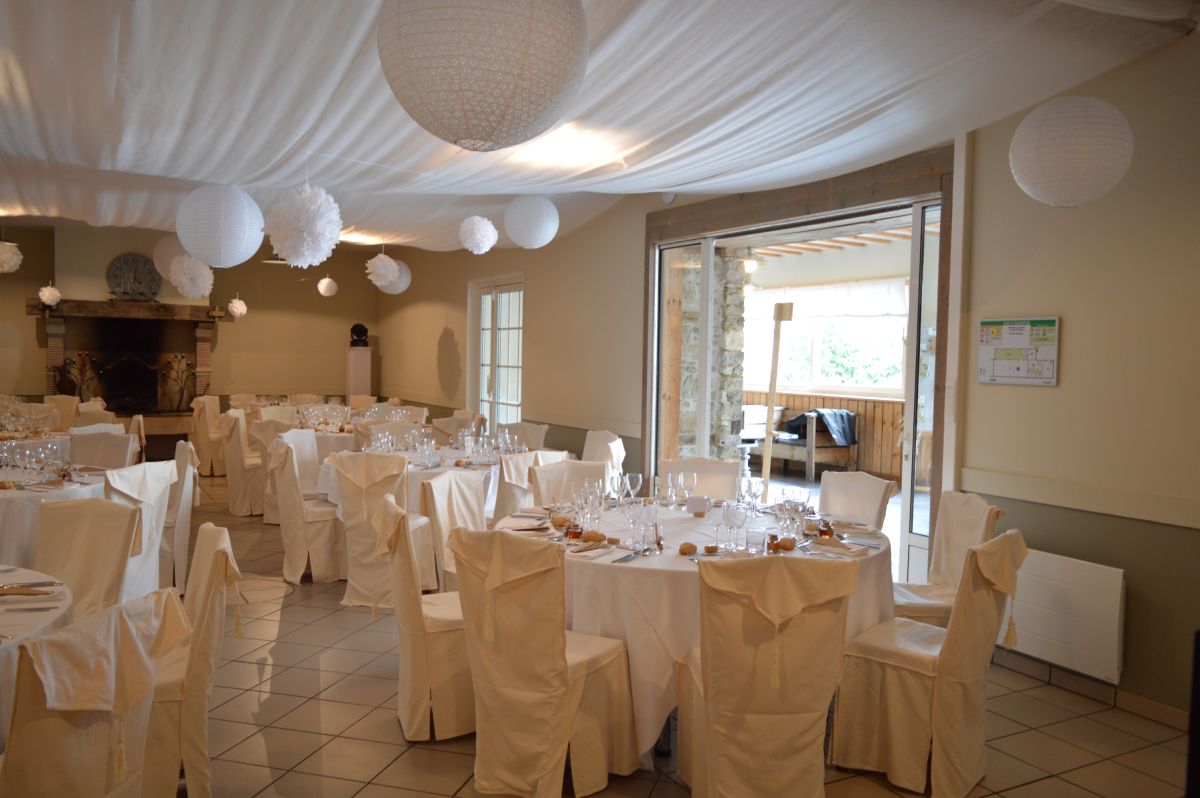 Salle de reception mariage Gite de la cour