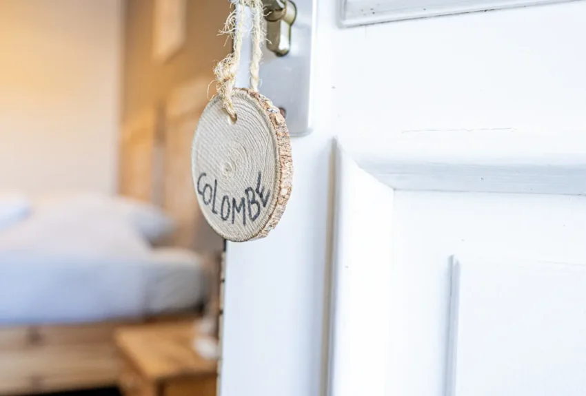Gite de la cour chambre colombe